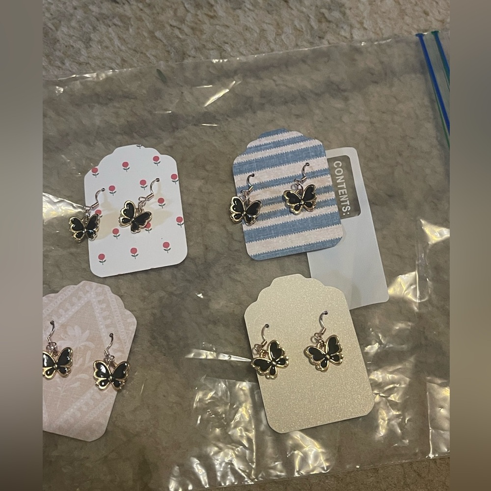 Black Butterfly 🦋 earrings (2️⃣)